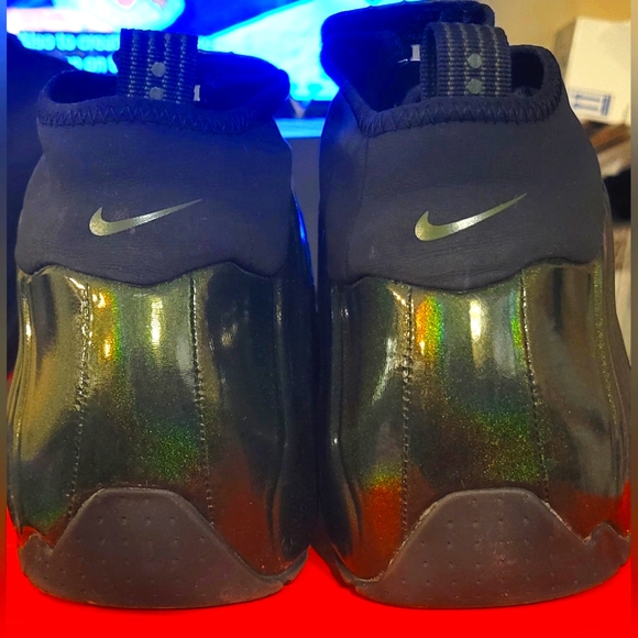 Nike Air Flightposite One, Legion Green, Men's Size 12 (US) - Picture 3 of 5